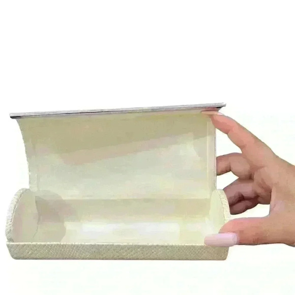 Jimmy Choo Sunglasses Eyeglasses Case Only Hardcase Cream Round Snakeskin - Picture 5 of 5